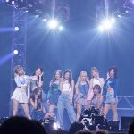 NiziU、大輪の花のような華やかなライブを繰り広げる！〈バズリズム LIVE 2023〉