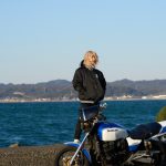 JO1・與那城奨、⼤平祥⽣、⾦城碧海が出演の映画『OUT』、本編映像解禁！単車２ケツで海岸線疾走!!